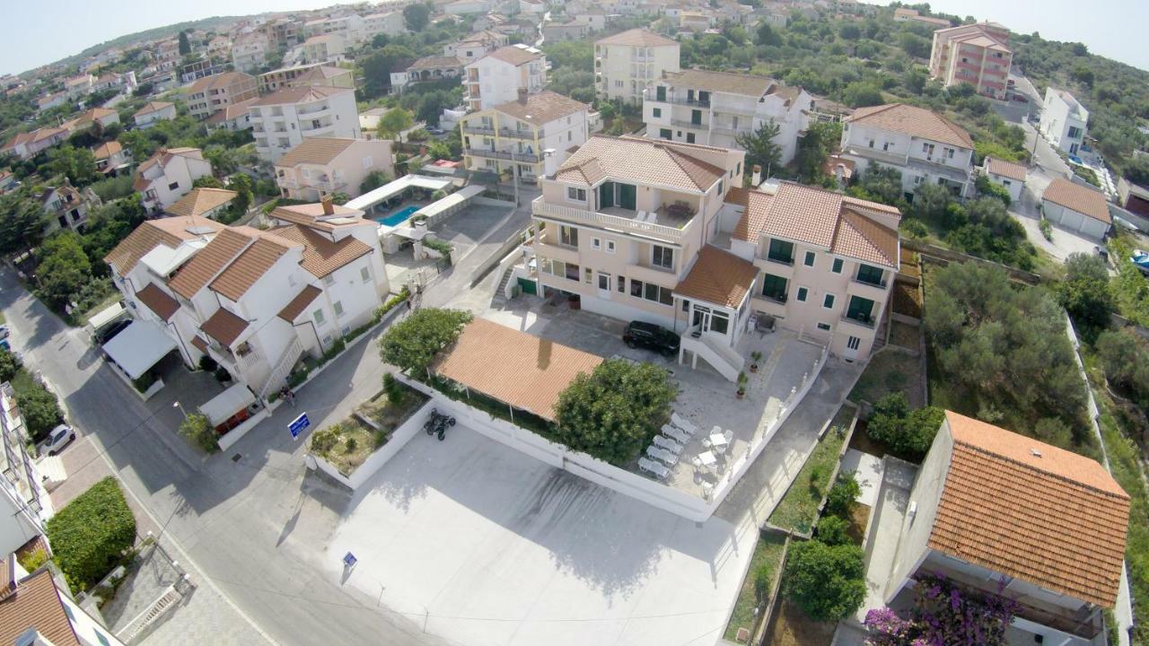 טרוגיר Apartments Fumija מראה חיצוני תמונה