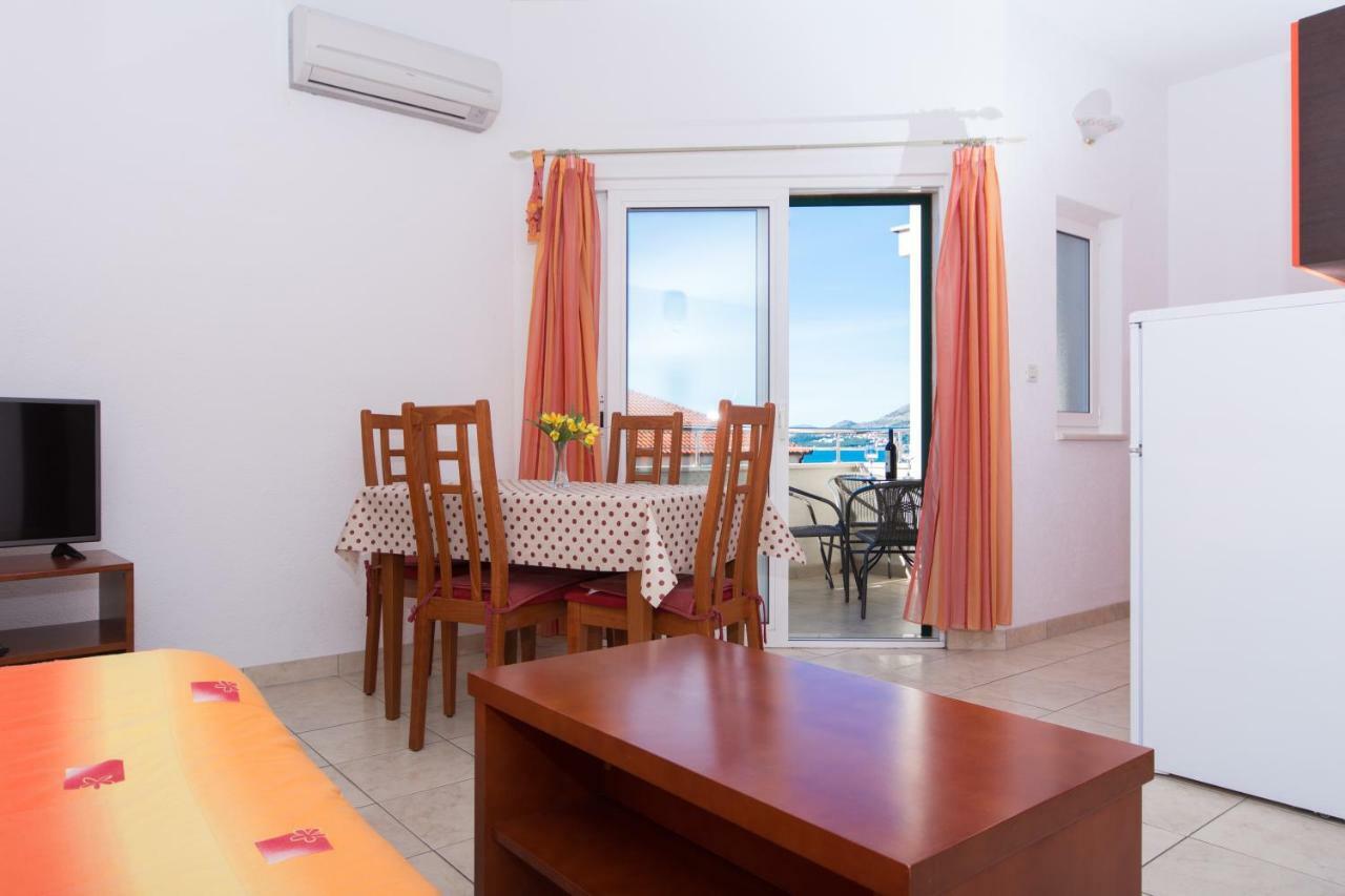 טרוגיר Apartments Fumija מראה חיצוני תמונה