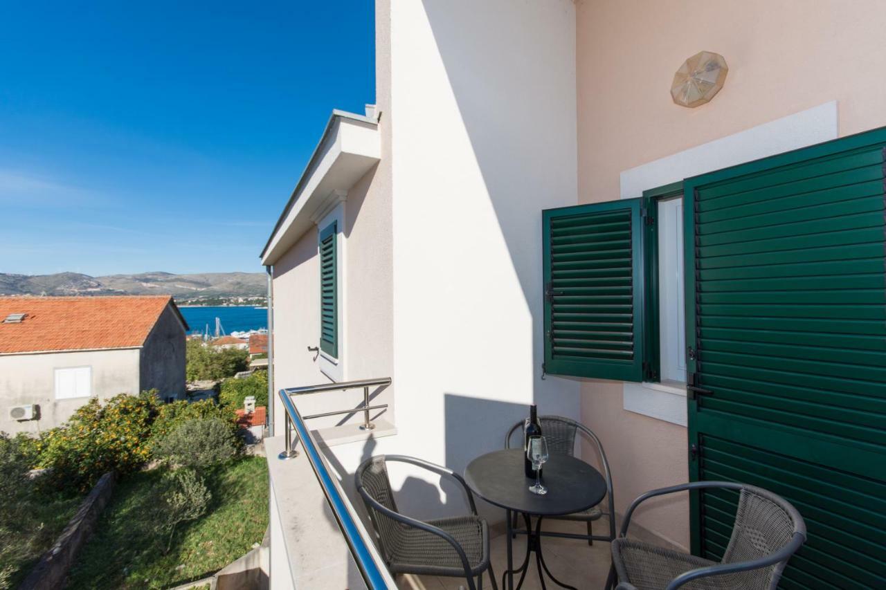 טרוגיר Apartments Fumija מראה חיצוני תמונה