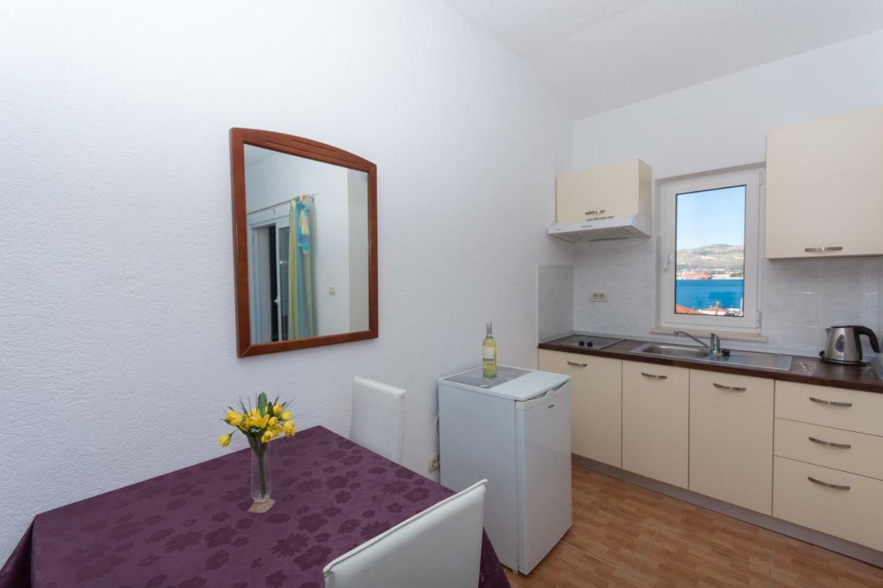 טרוגיר Apartments Fumija מראה חיצוני תמונה